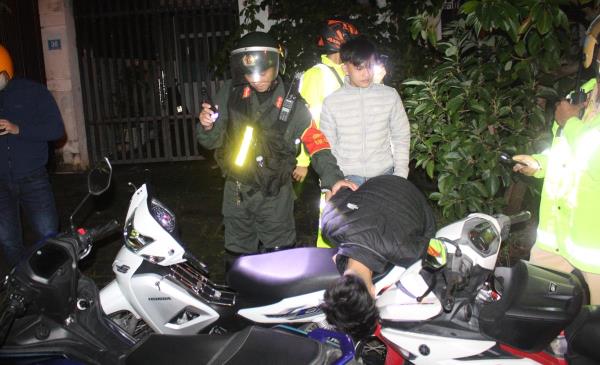 Trắng đêm Giáng sinh cùng lực lượng 911