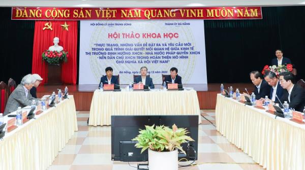 Trong xây dựng các chính sách, thành phố luôn đặt người dân là trung tâm, lợi ích nhân dân lên trên hết