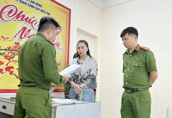 Bắt tạm giam Hoa hậu thiện nguyện vì hành vi lừa đảo
