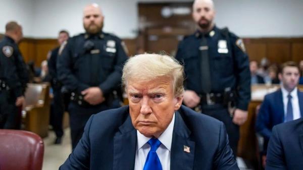 Phía ông Trump có hành động sau khi ông Biden ân xá cho con trai