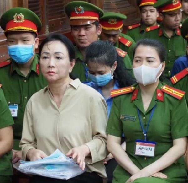 Bị cáo Trương Mỹ Lan đề nghị được đàm phán với nhà đấu tư nước ngoài, liên hệ các cổ đông nhằm khắc phục hậu quả