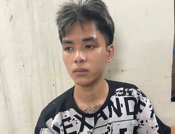Đâm người rồi bỏ trốn