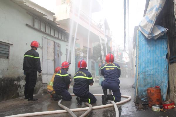 Sử dụng có hiệu quả trang thiết bị chữa cháy trong mô hình Điểm chữa cháy công cộng ban đầu.