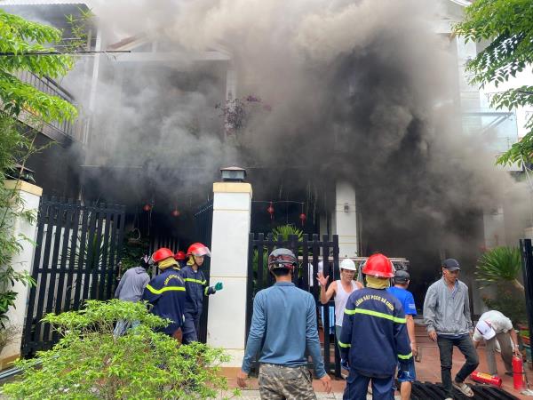Kịp thời dập tắt vụ cháy nhà ở Hội An