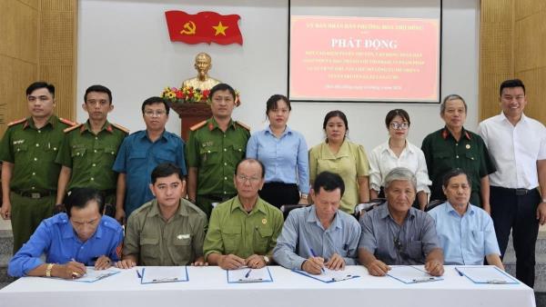 Vận động toàn dân giao nộp vũ khí, vật liệu nổ và công cụ hỗ trợ