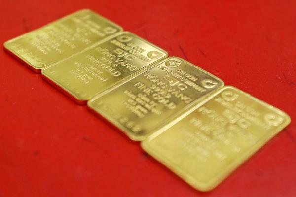 Fed giữ nguyên lãi suất: Giá vàng sáng 2/5 giảm