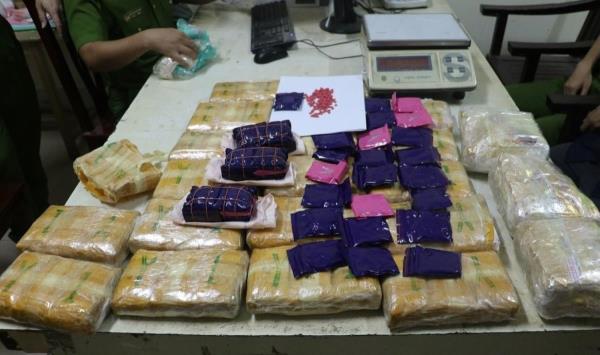 Lên biên giới bắt ông trùm thu hơn 20kg ma túy