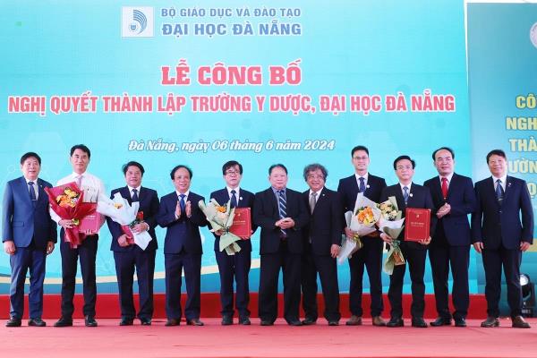 Thành lập Trường Y Dược thuộc Đại học Đà Nẵng