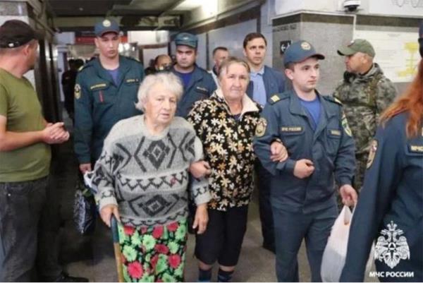 Nga sơ tán dân khu vực ở biên giới với Ukraine
