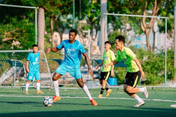 Giải bóng đá truyền thống tranh Cúp Chuyên đề Công an TP Đà Nẵng lần thứ XIV - năm 2024: AE GFDI Sông Hàn 3-2 Hội doanh nghiệp Hòa Xuân