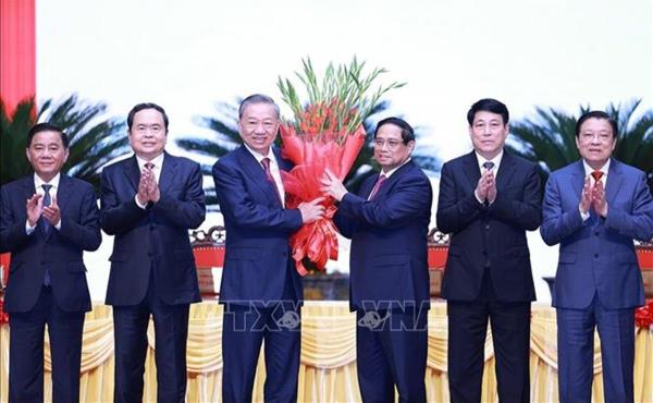 Đảng viên và nhân dân vững tin vào Đảng xây dựng đất nước phát triển phồn vinh