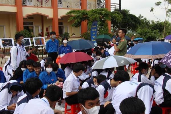 Đắk Lắk tăng cường phòng, chống tai nạn liên quan pháo nổ trong lứa tuổi học sinh