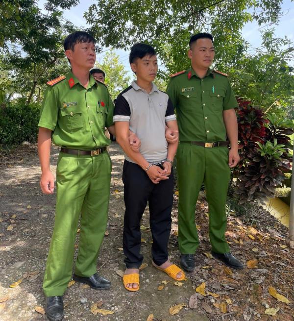 Cướp điện thoại của người khuyết tật