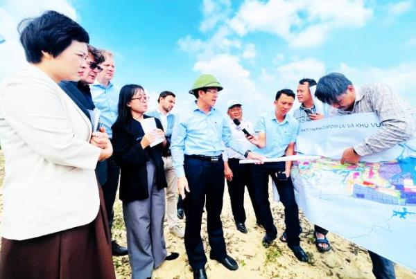 Lãnh đạo TP Đà Nẵng tiếp và làm việc với Đoàn doanh nhiệp Hà Lan tìm cơ hội đầu tư vào Sân bay Chu Lai