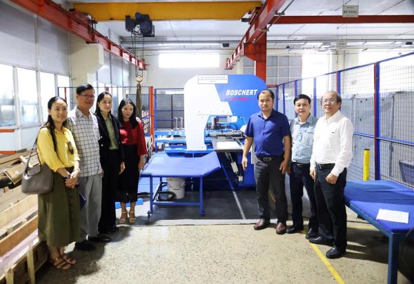 Khuyến công trợ lực doanh nghiệp nhỏ và siêu nhỏ