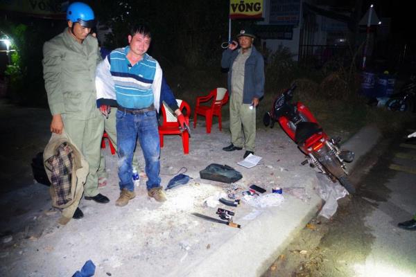 Chủ tịch Hội Nông dân xã đột nhập nhà Phó Chủ tịch HĐND tỉnh để cướp tài sản