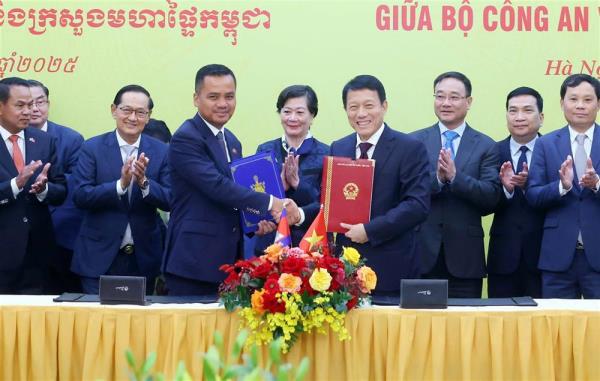 Nâng tầm hợp tác đấu tranh với tội phạm giữa Việt Nam và Campuchia