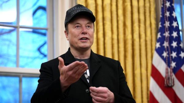 Người Canada ký đơn yêu cầu tước quốc tịch của tỉ phú Elon Musk