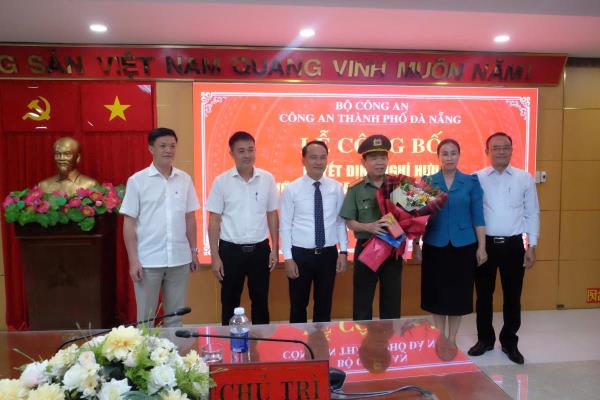Đại tá Trần Đình Liên nghỉ công tác sau gần 44 năm cống hiến cho lực lượng Công an nhân dân