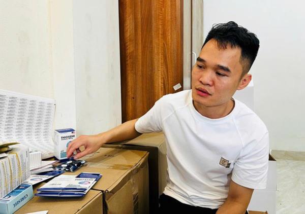 Hệ sinh thái song trùng của nam dược sĩ sản xuất, buôn bán hơn 100 tấn thực phẩm chức năng, thiết bị y tế giả