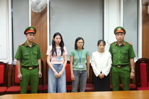 Hoa hậu Nguyễn Thúc Thuỳ Tiên được hưởng lợi 7 tỷ đồng từ bán kẹo rau củ Kera