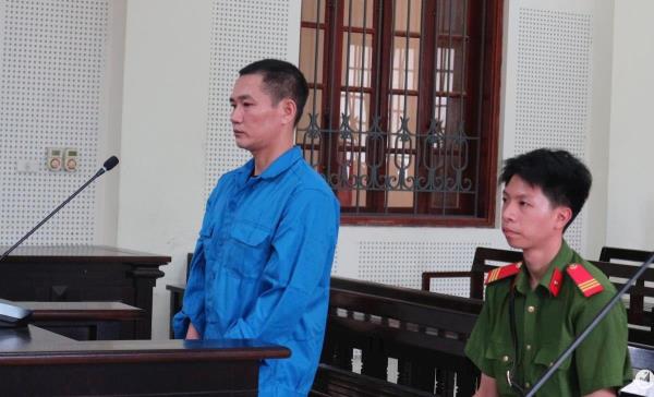 Anh em cột chèo và chiếc khung cửa vẹo