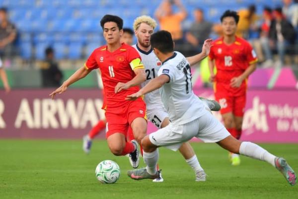 Video bóng đá U23 Việt Nam - U23 Kyrgyzstan: Phạt đền mở điểm, vỡ òa phút 87 (U23 châu Á)