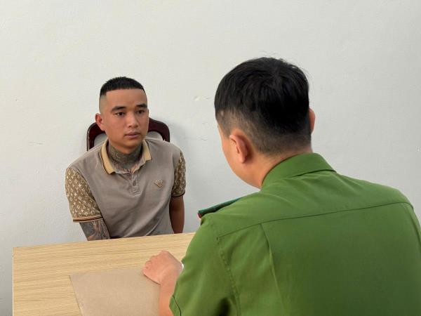 24 giờ truy xét đối tượng cướp giật tại tiệm vàng