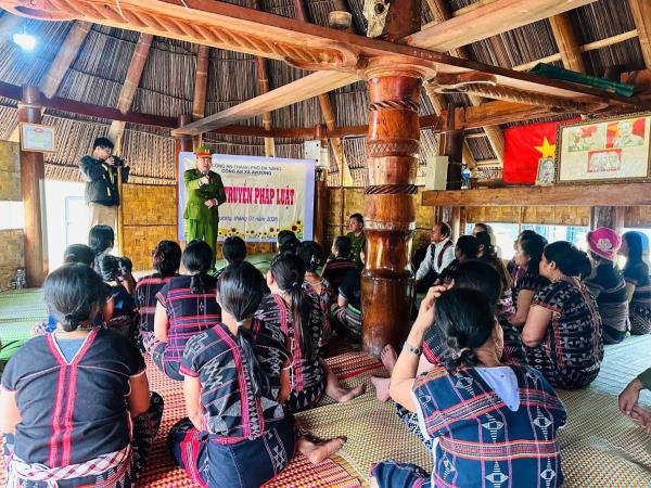 Triển khai 3 mũi nhọn, đảm bảo tuyệt đối an ninh, an toàn cho Đại hội Đảng XIV