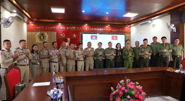 Tăng cường công tác phối hợp bảo đảm an ninh trật tự khu vực biên giới hai tỉnh Lâm Đồng và Mondulkiri (Campuchia)