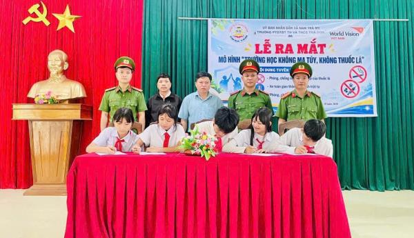 Công an xã Nam Trà My ra mắt mô hình Trường học  không ma túy, không thuốc lá
