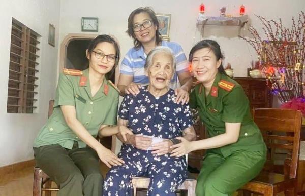 Lan tỏa yêu thương, tri ân nhân Ngày Phụ nữ Việt Nam 20-10
