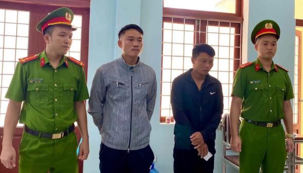 Khởi tố đôi bạn nhậu gây rối trật tự công cộng