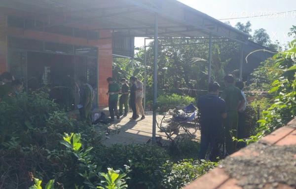 Cháy nhà làm 4 người thương vong
