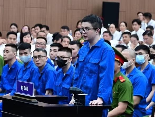 Mr.Pips, Mr.Hunter và Shark Bình rửa tiền bằng cách nào và bao nhiêu tiền?