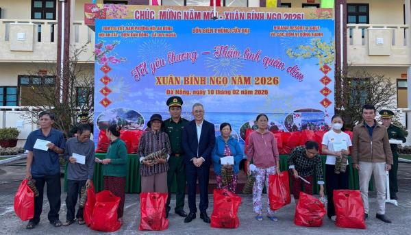 Mang Tết ấm no cho người dân, học sinh có hoàn cảnh khó khăn