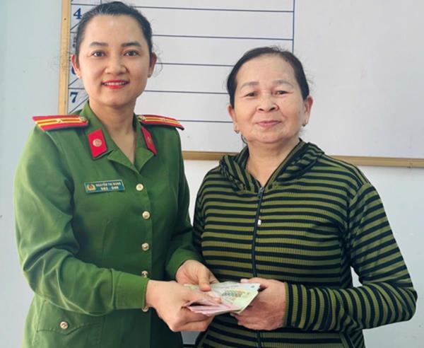 Trao trả tài sản cho người dân