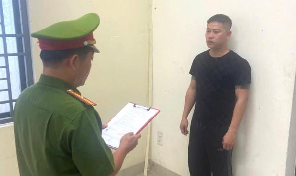 Tạm giữ hình sự đối tượng cho vay lãi nặng lên đến gần 150% mỗi năm