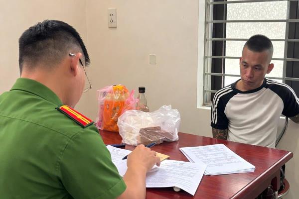 Bắt giữ đối tượng truy nã trong vụ gây rối tại quán nhậu