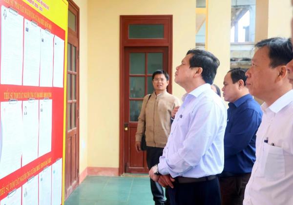 Tăng cường tuần tra đêm bảo đảm ANTT các điểm bỏ phiếu tại đặc khu Lý Sơn