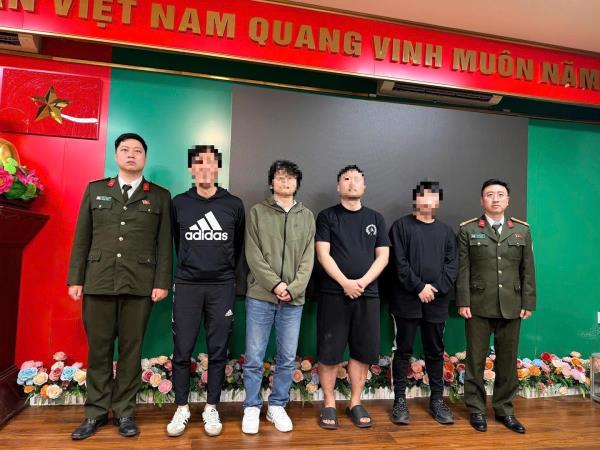 Triệt phá ổ nhóm lừa đảo người nước ngoài giả danh Cảnh sát Nhật Bản