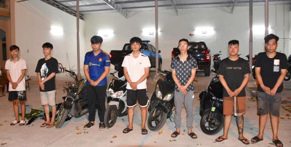 Truy xét, bắt giữ nhóm thanh thiếu niên gây rối, cướp tài sản trên đường phố
