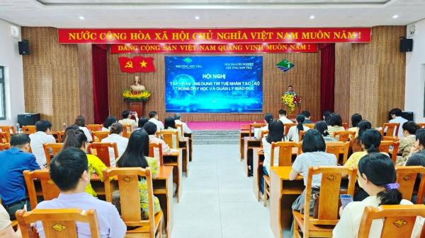 Sơn Trà tập huấn ứng dụng AI trong giáo dục, thúc đẩy chuyển đổi số từ cơ sở