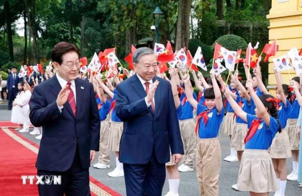 Tổng Bí thư, Chủ tịch nước Tô Lâm chủ trì Lễ đón chính thức Tổng thống Hàn Quốc