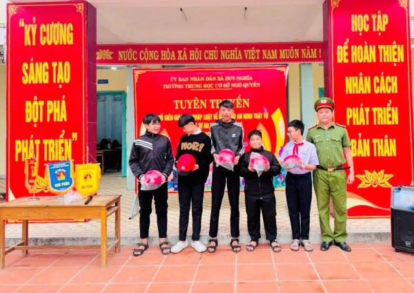 Các địa phương siết chặt độ chế xe điện