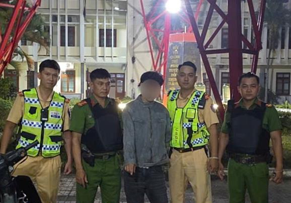 Trộm giàn giáo trong đêm, đối tượng nhanh chóng bị khống chế