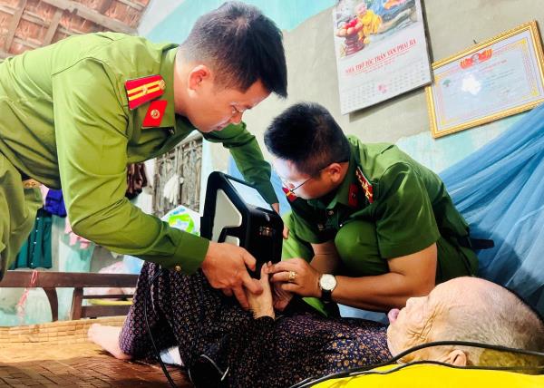 Lan tỏa mô hình Dân vận khéo - Ngày thứ bảy vì dân