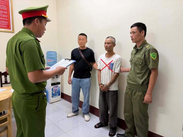Truy bắt nóng bộ đôi siêu trộm
