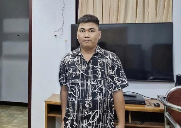 Quay về quy án