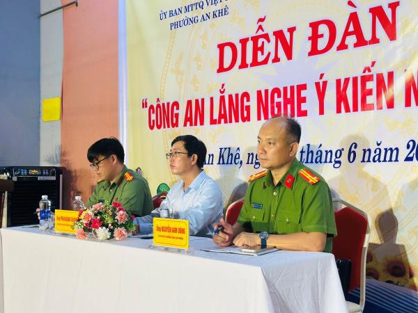 Công an phường An Khê lắng nghe ý kiến nhân dân